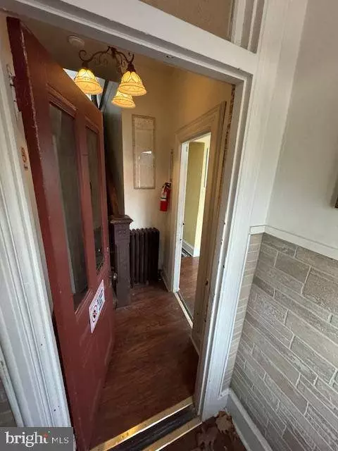 115 MULBERRY ST #1, Bristol, PA 19007