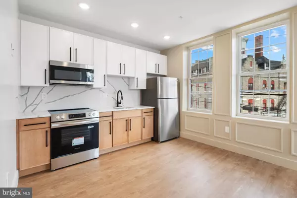 900 N 41ST ST #2ND FLOOR FRONT UNIT, Philadelphia, PA 19104