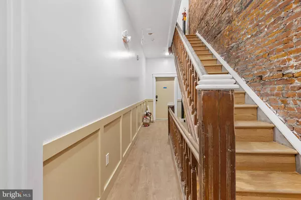 900 N 41ST ST #2ND FLOOR FRONT UNIT, Philadelphia, PA 19104