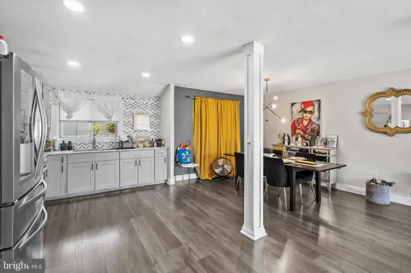 1000 PROSPECT LN, Somerdale, NJ 08083