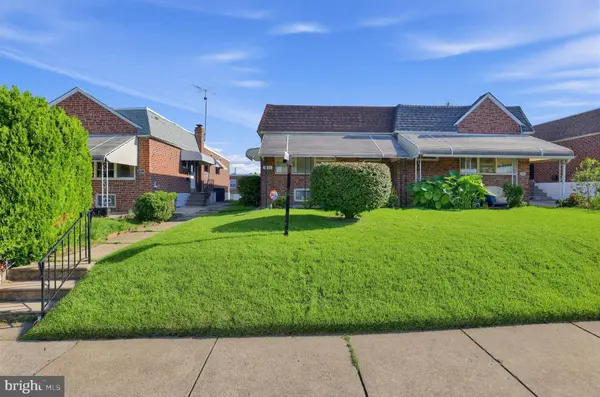 2131 OAKMONT ST, Philadelphia, PA 19152