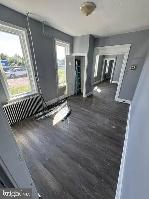 554 PINE ST, Camden, NJ 08103