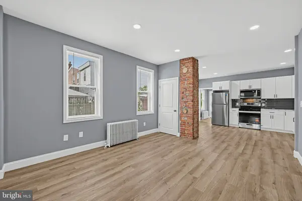 4512 E STILES ST, Philadelphia, PA 19124