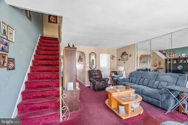 6251 MARSDEN ST, Philadelphia, PA 19135