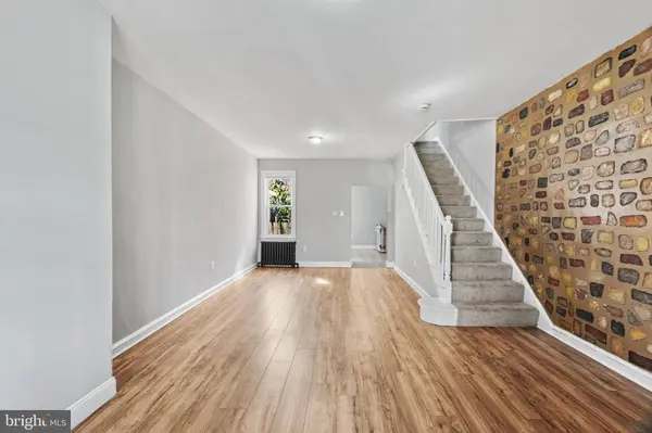 832 E WESTMORELAND ST, Philadelphia, PA 19134