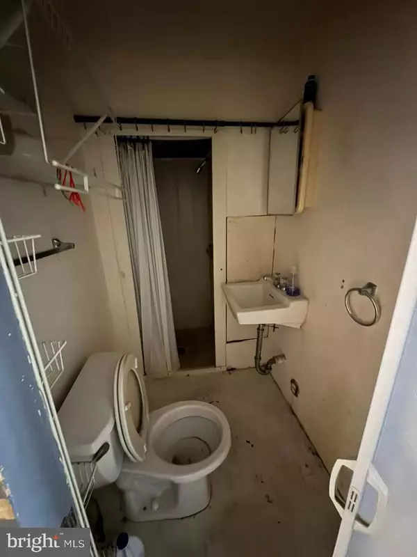 1933 E ALBERT ST, Philadelphia, PA 19125