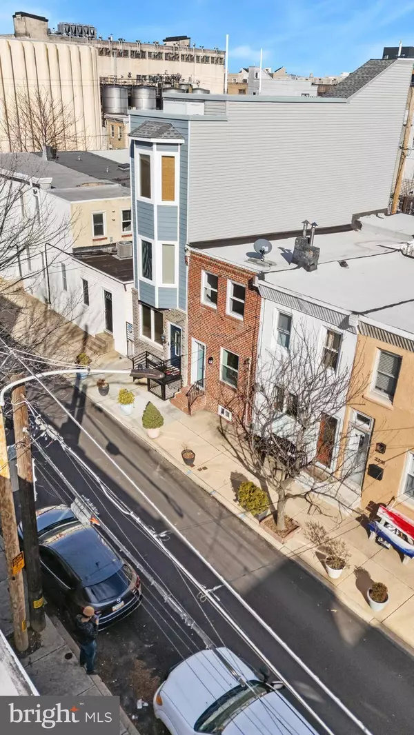 2207 E ALBERT ST, Philadelphia, PA 19125