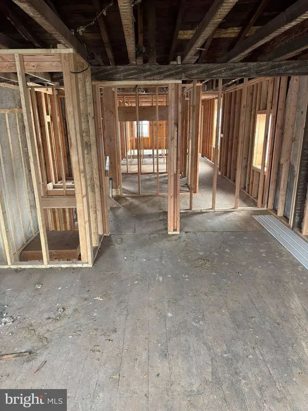 2713 PRATT ST, Philadelphia, PA 19137