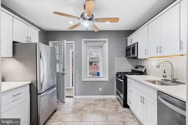 3120 ALMOND ST, Philadelphia, PA 19134