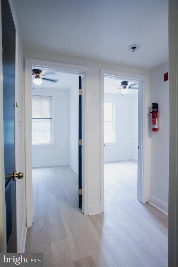 1221 N RANDOLPH ST, Philadelphia, PA 19122