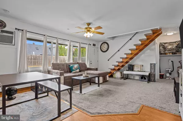 36 NEWBERRY LN, Levittown, PA 19054