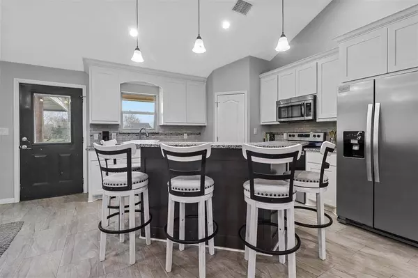 184 Oscar Cole Street, Callisburg, TX 76240