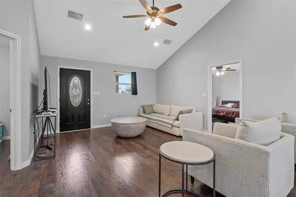 184 Oscar Cole Street, Callisburg, TX 76240