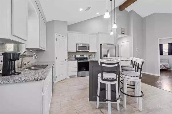 184 Oscar Cole Street, Callisburg, TX 76240