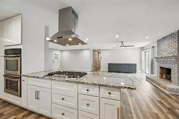 8434 Sweetwood Drive, Dallas, TX 75228