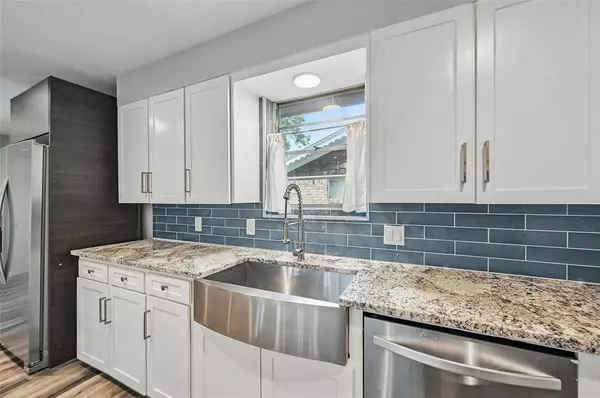 8434 Sweetwood Drive, Dallas, TX 75228