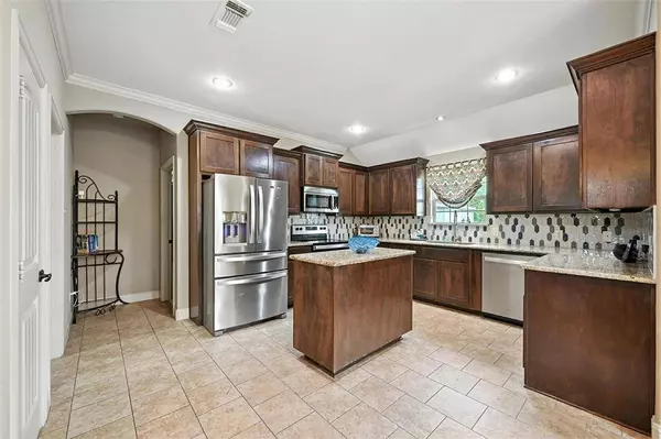 1506 Jacksons Run, Greenville, TX 75402