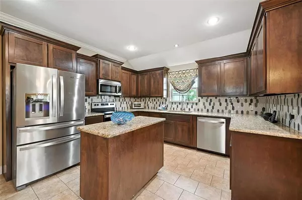 1506 Jacksons Run, Greenville, TX 75402