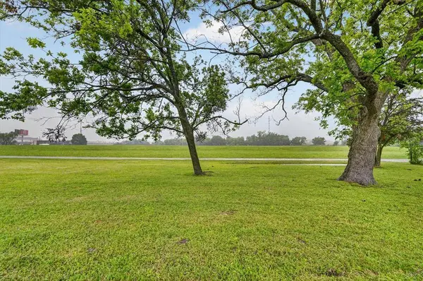 519 New Street, Royse City, TX 75189