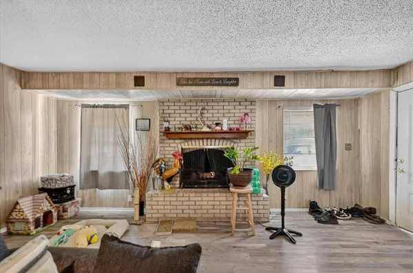 3320 Shorewood Drive, Mesquite, TX 75150