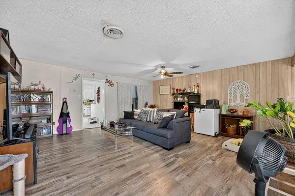 3320 Shorewood Drive, Mesquite, TX 75150