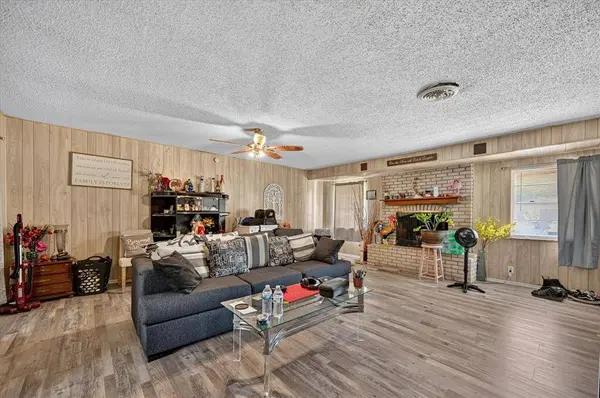 3320 Shorewood Drive, Mesquite, TX 75150
