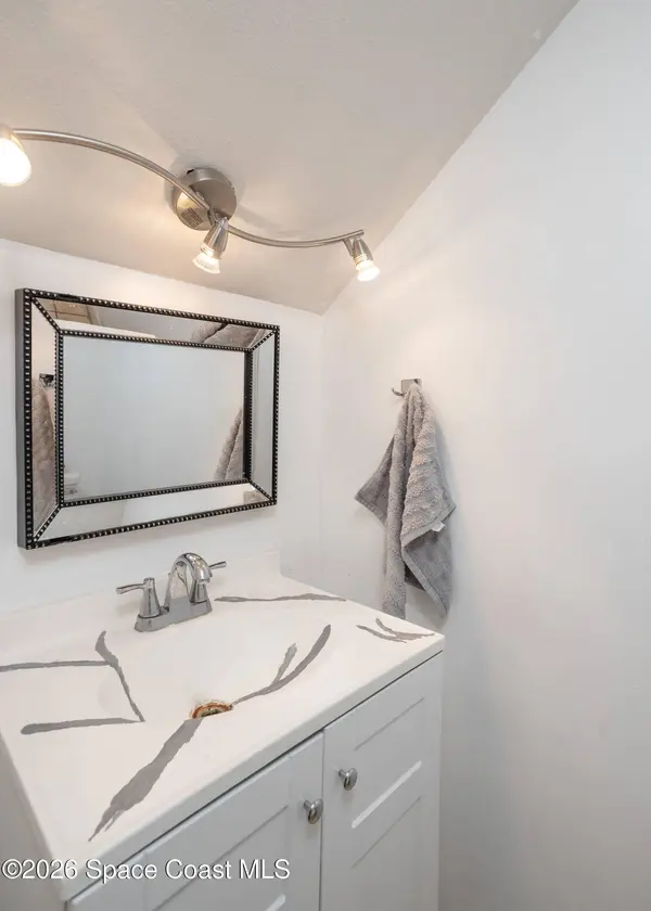 1300 Arlington LN NE #116, Palm Bay, FL 32905