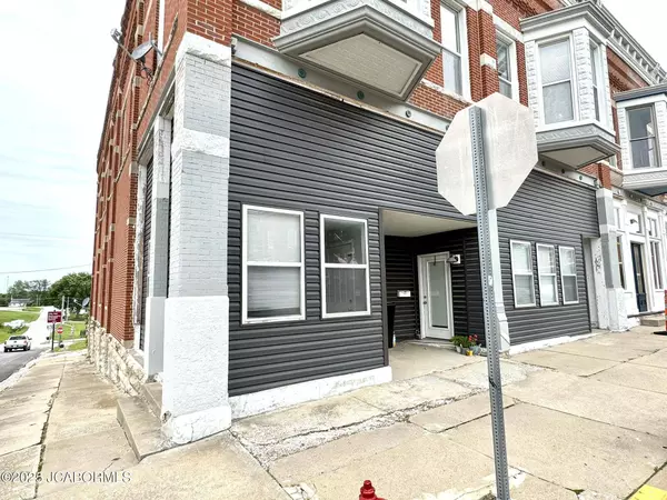 501 N HIGH STREET, California, MO 65018