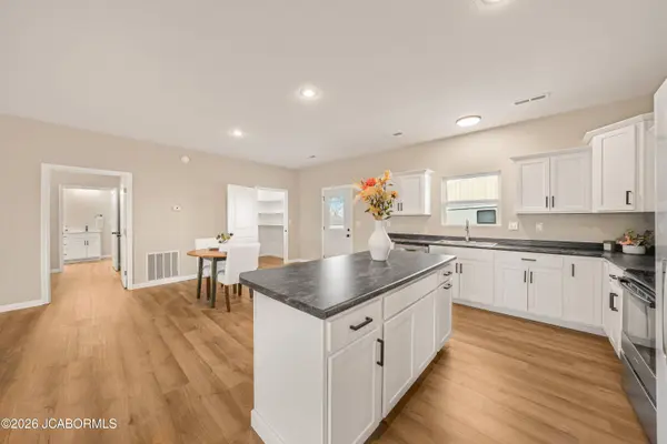 1202 HILLCREST ROAD, California, MO 65018