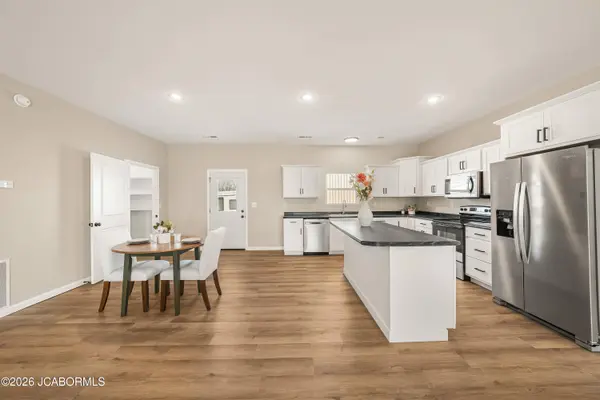 1202 HILLCREST ROAD, California, MO 65018