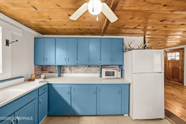 212 BEACHWOOD DRIVE, Sunrise Beach, MO 65079