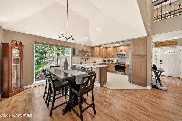18 VALENCIA DRIVE, Lake Ozark, MO 65049