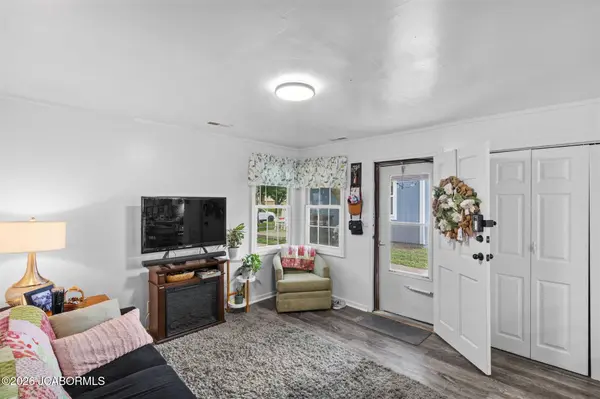 1818 S CARR AVENUE #1818 & 1820, Sedalia, MO 65301