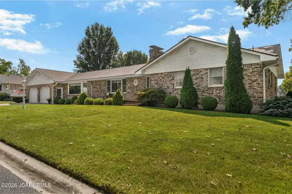 502 LAWN DRIVE, Tipton, MO 65081