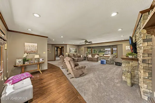 502 LAWN DRIVE, Tipton, MO 65081