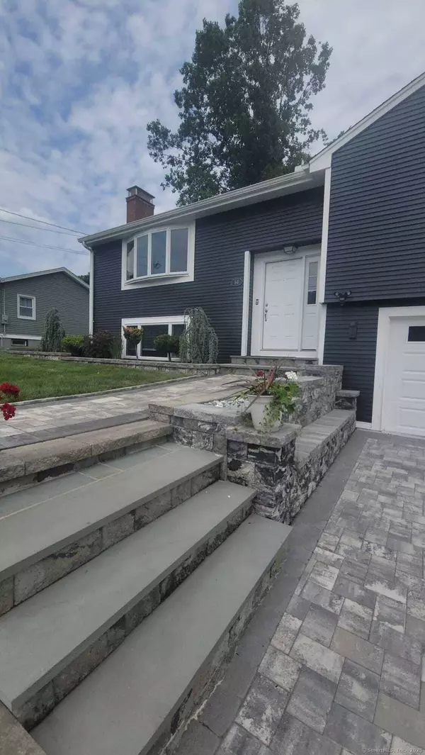 94 Harvest Hill Road, Berlin, CT 06037