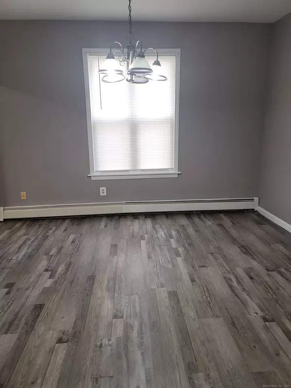 41 Mahl Avenue, Hartford, CT 06154