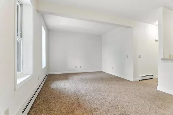 47 Squire Street, Hartford, CT 06106