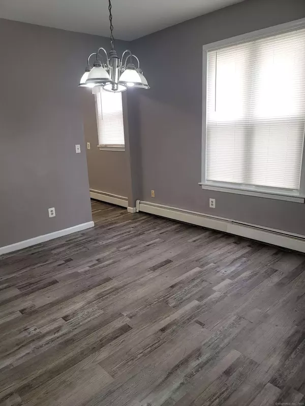 41 Mahl Avenue, Hartford, CT 06154