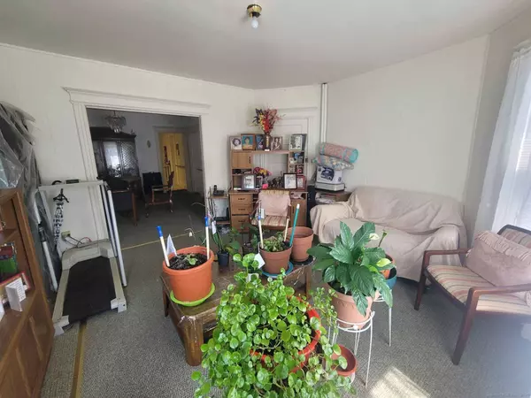 114 Shultas Place, Hartford, CT 06114