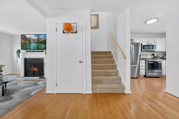 30 Larkspur Drive #30, Cromwell, CT 06416