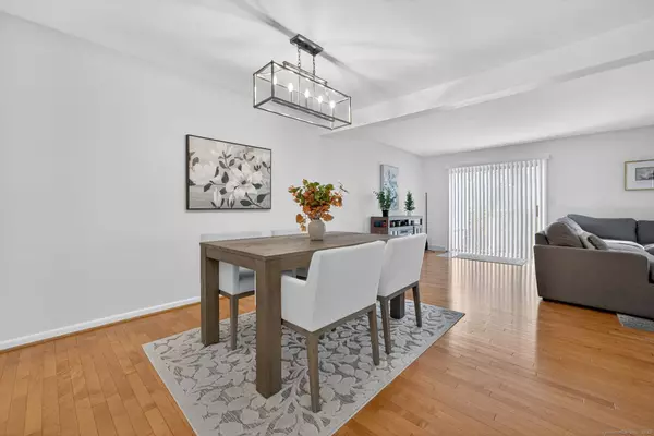 30 Larkspur Drive #30, Cromwell, CT 06416