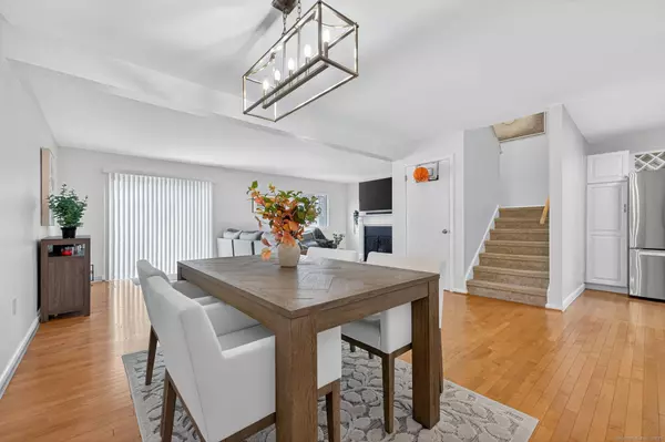 30 Larkspur Drive #30, Cromwell, CT 06416