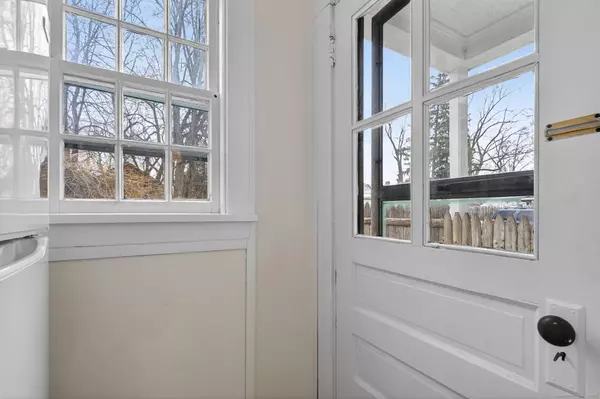 90 Allendale Road, Hartford, CT 06106