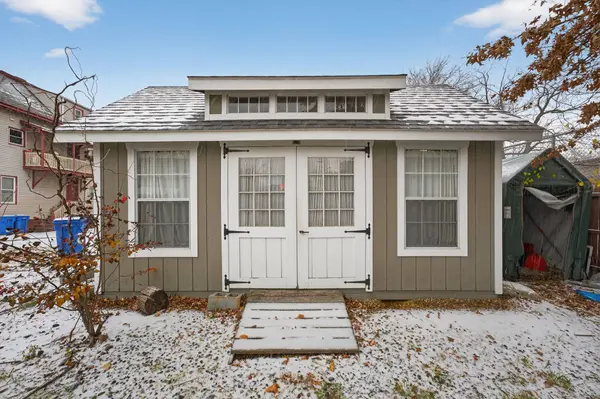 202 Laurel Street, Hartford, CT 06105