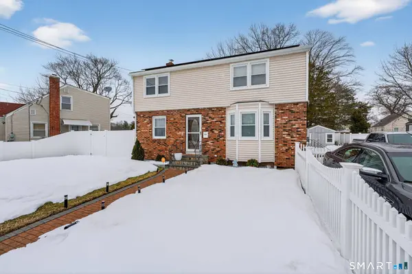 83 Deerfield Drive, Manchester, CT 06040