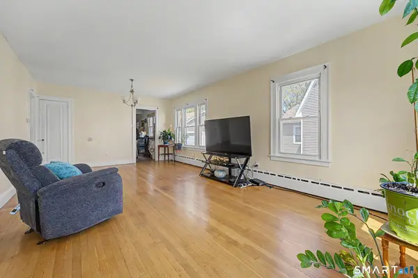 172 Sisson Street, East Hartford, CT 06118