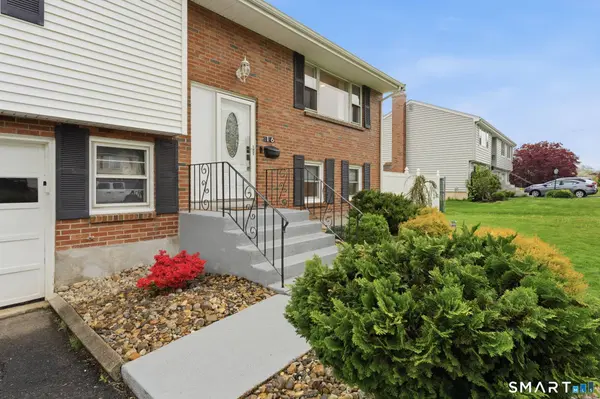 16 Ridge Crest Circle, Wethersfield, CT 06109