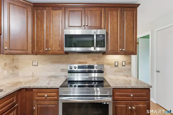 2218 Harbor View Drive #2218, Rocky Hill, CT 06067
