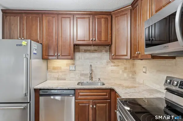 2218 Harbor View Drive #2218, Rocky Hill, CT 06067
